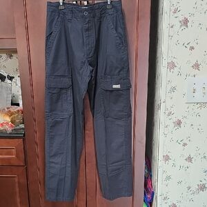 NWT. Wrangler Men's Navy Blue Cargo Pants Size 29x30